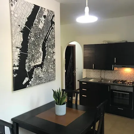 Mela's House Apartment *